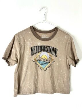 Yellowstone Graphic Crop Tee Explore Nature Respect Nature Mountain Print Beige